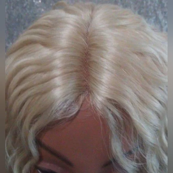 Platinum blonde curly fashion wig - Picture 6 of 7